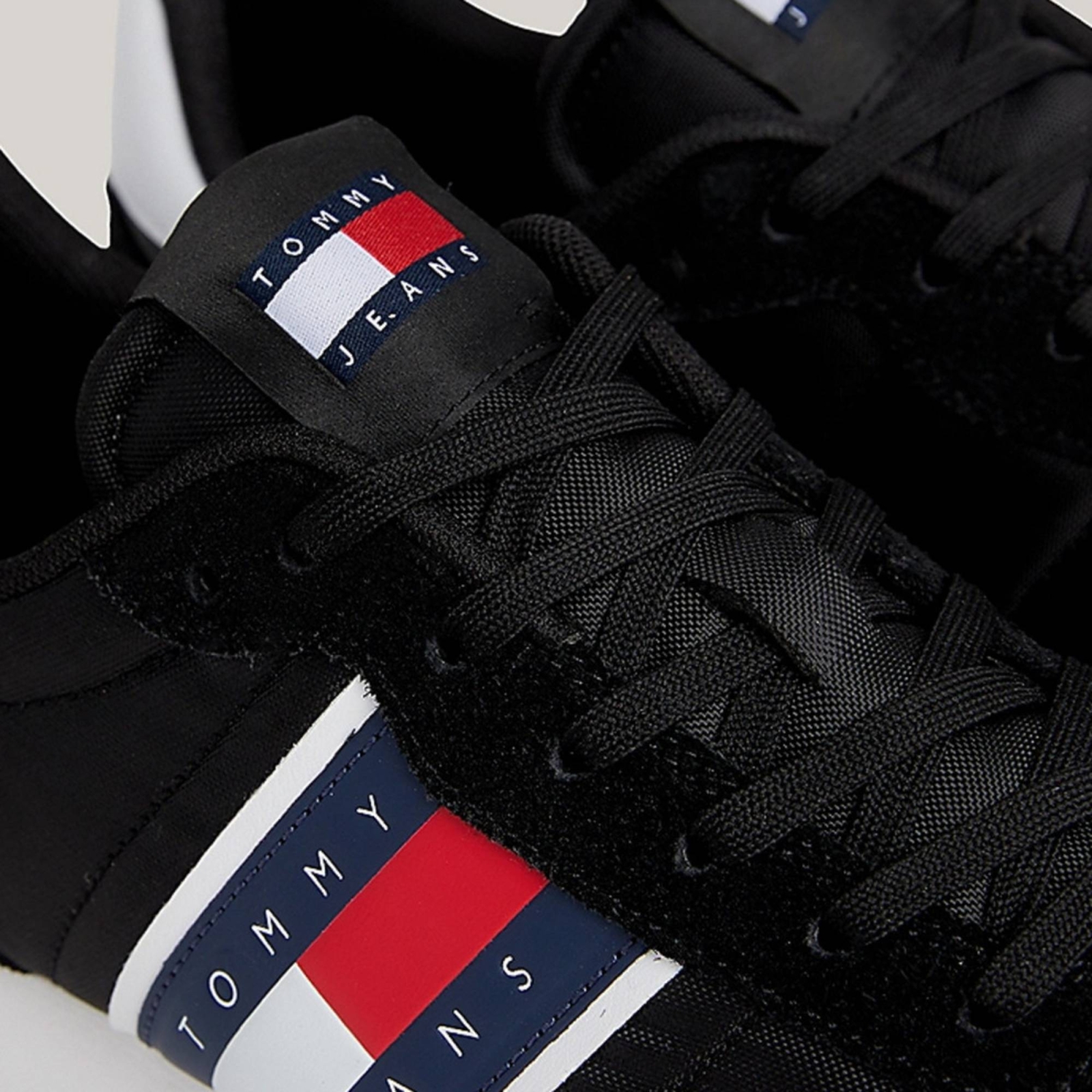 TOMMY HILFIGER RUNNER CASUAL ESSENTIAL SNEAKERS