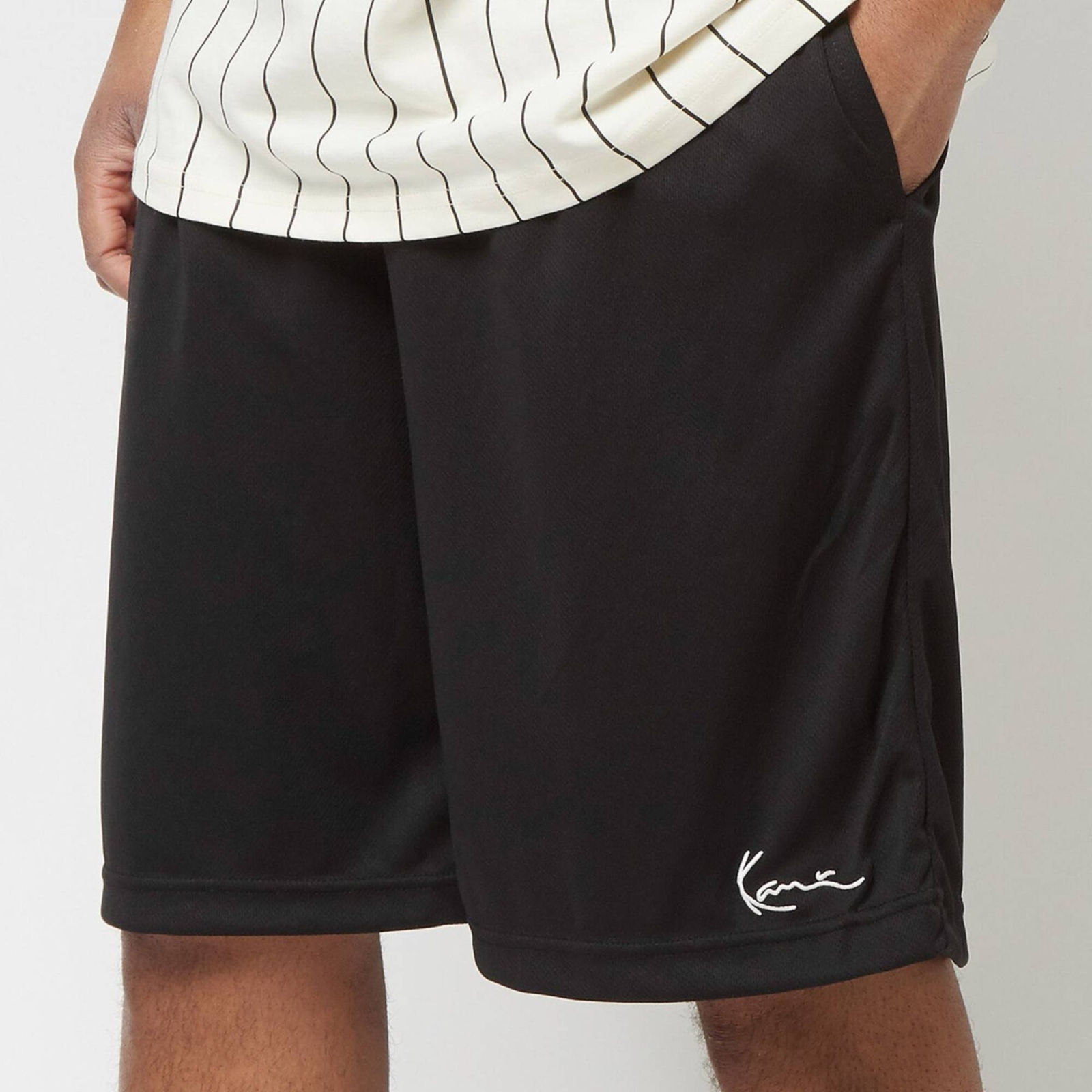 KARL KANI SIGNATURE ESSENTIAL MESH SHORTS