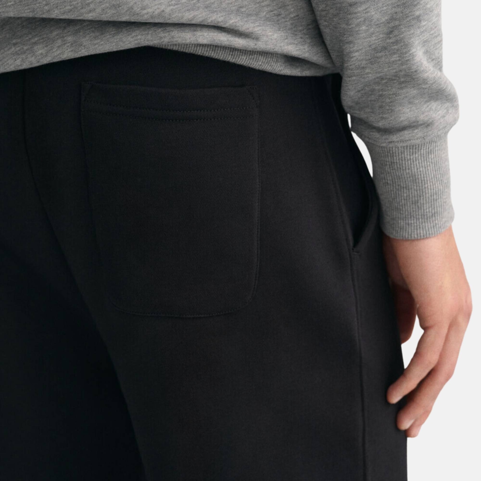 GANT REGULAR SHIELD SWEATPANTS