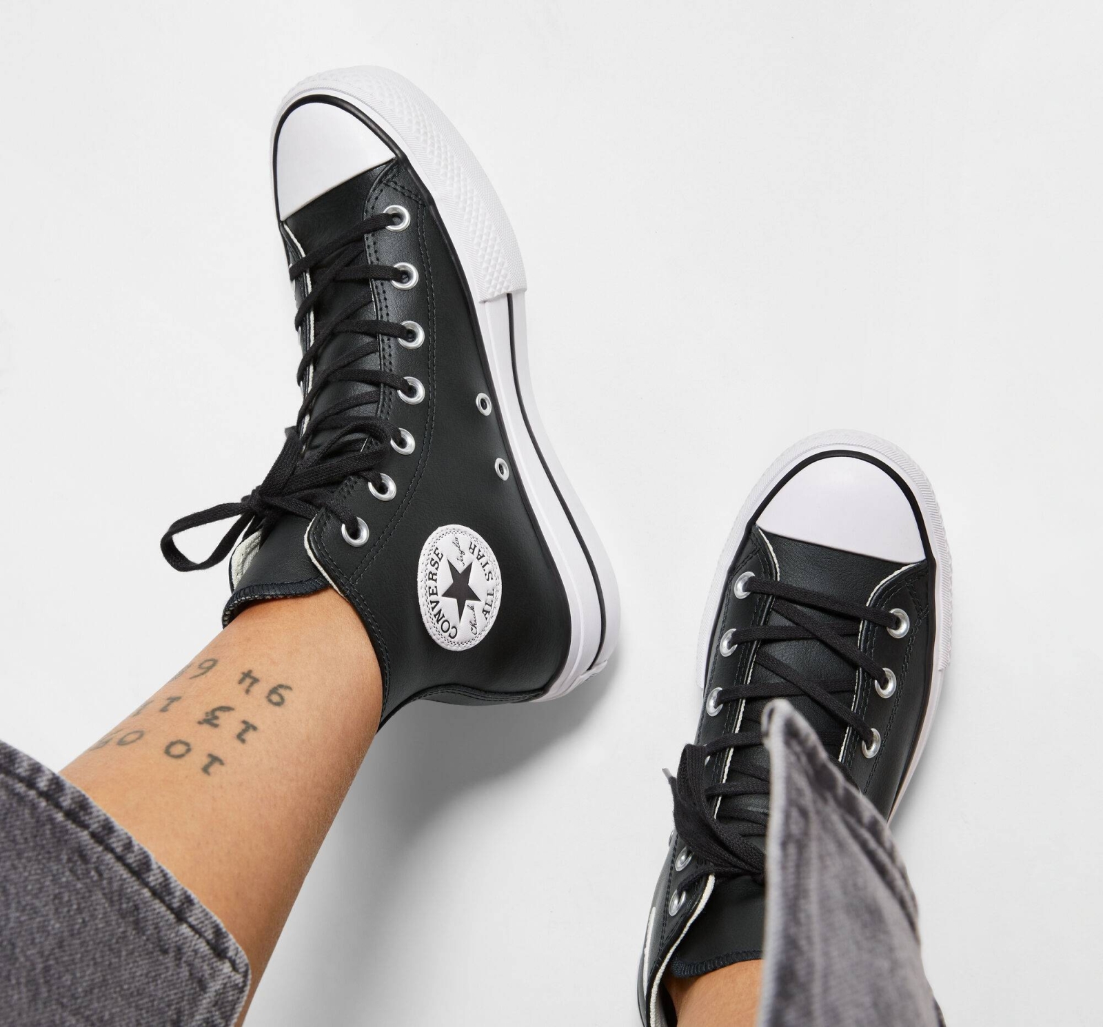 CONVERSE CHUCK TAYLOR ALL STAR LEATHER PLATFORM