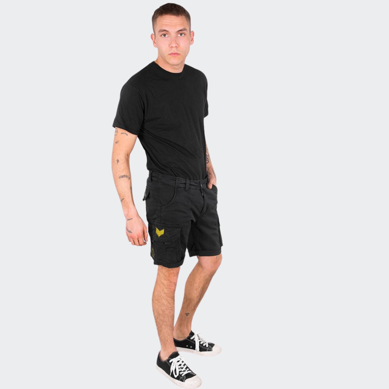 PriveSports | Αθλητικά Είδη -Online shop | ALPHA INDUSTRIES CREW SHORT PATCH