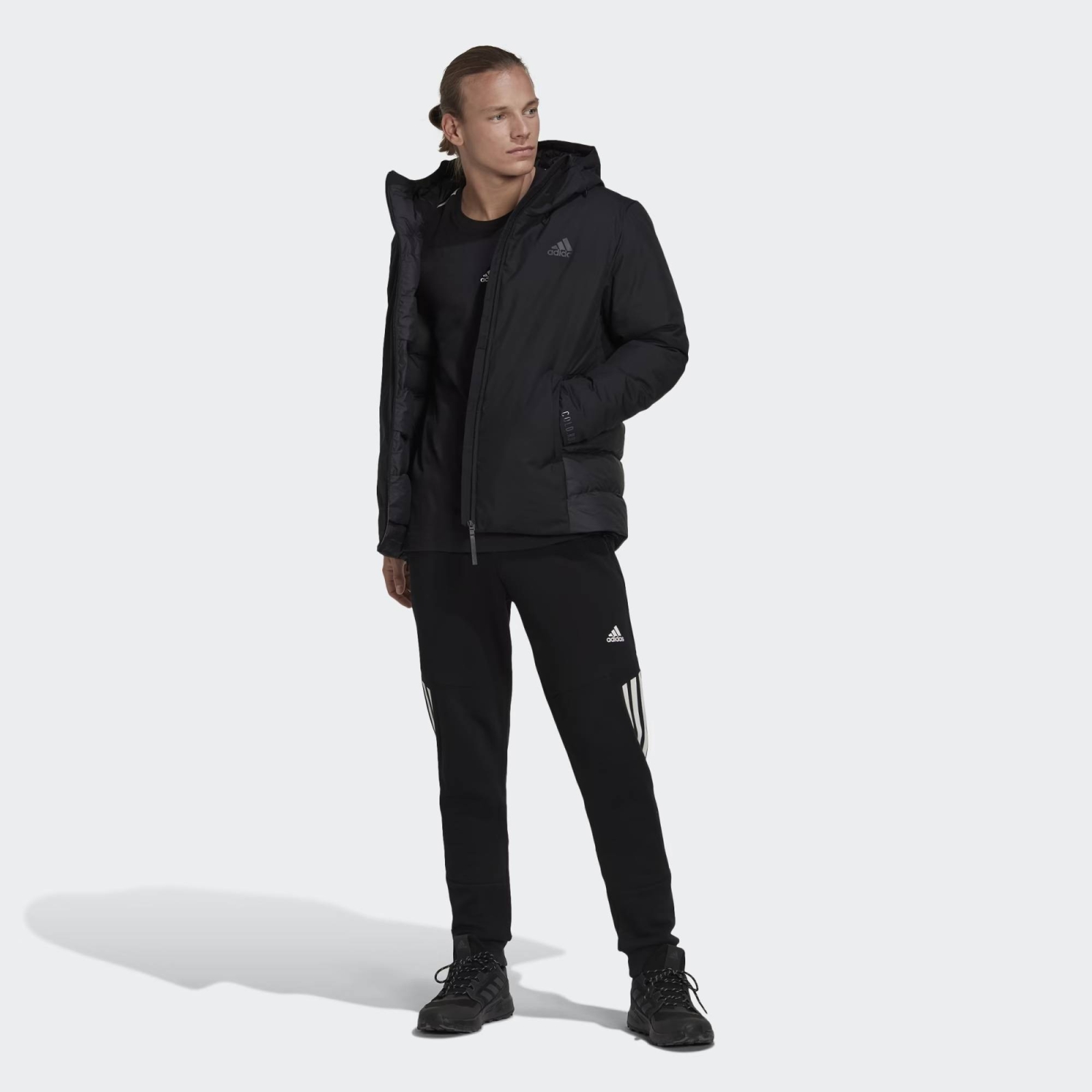 ADIDAS MENS TRAVEER JACKET