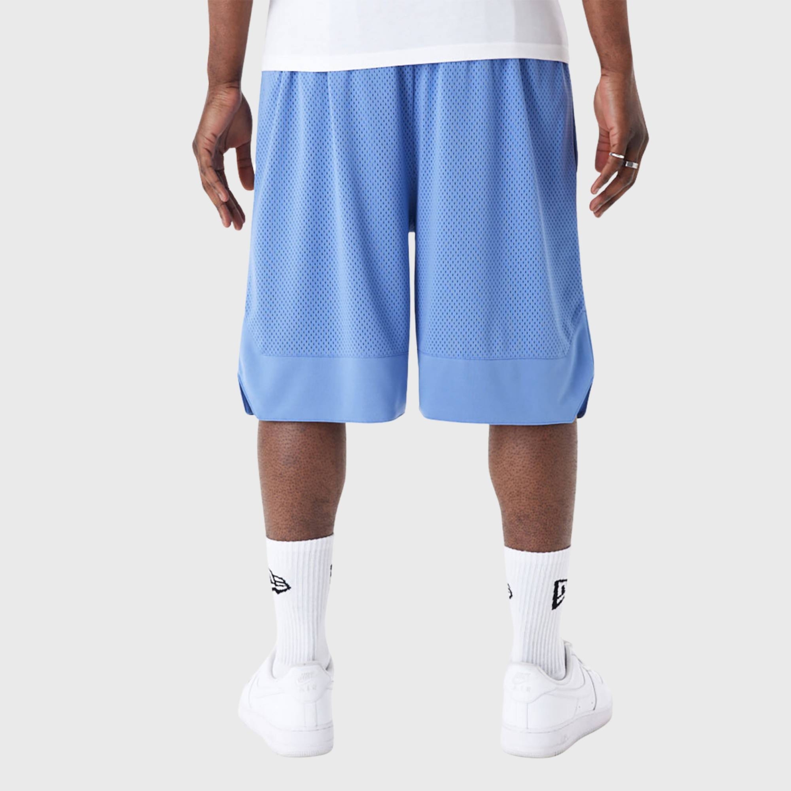 NEW ERA NONE NE ARCH LOGO MESH SHORTS