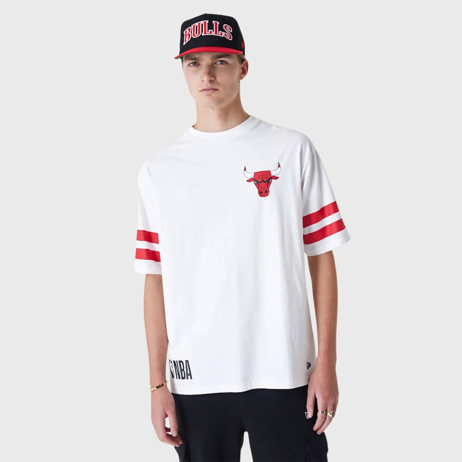 NEW ERA CHICAGO BULLS NBA ARCH GRAPHIC TEE