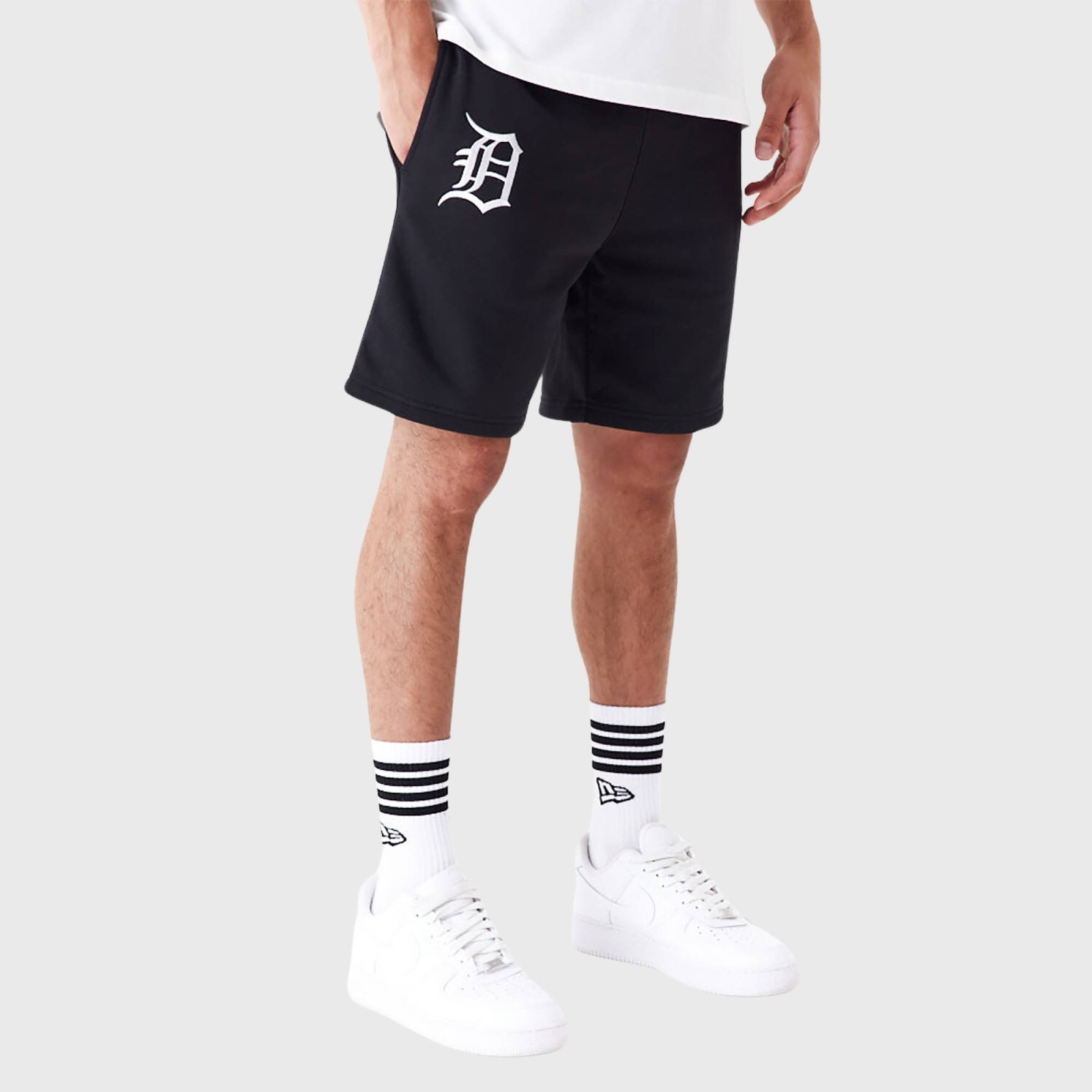 NEW ERA DETROIT TIGERS LEAGUE ESSENTIALS SHORTS