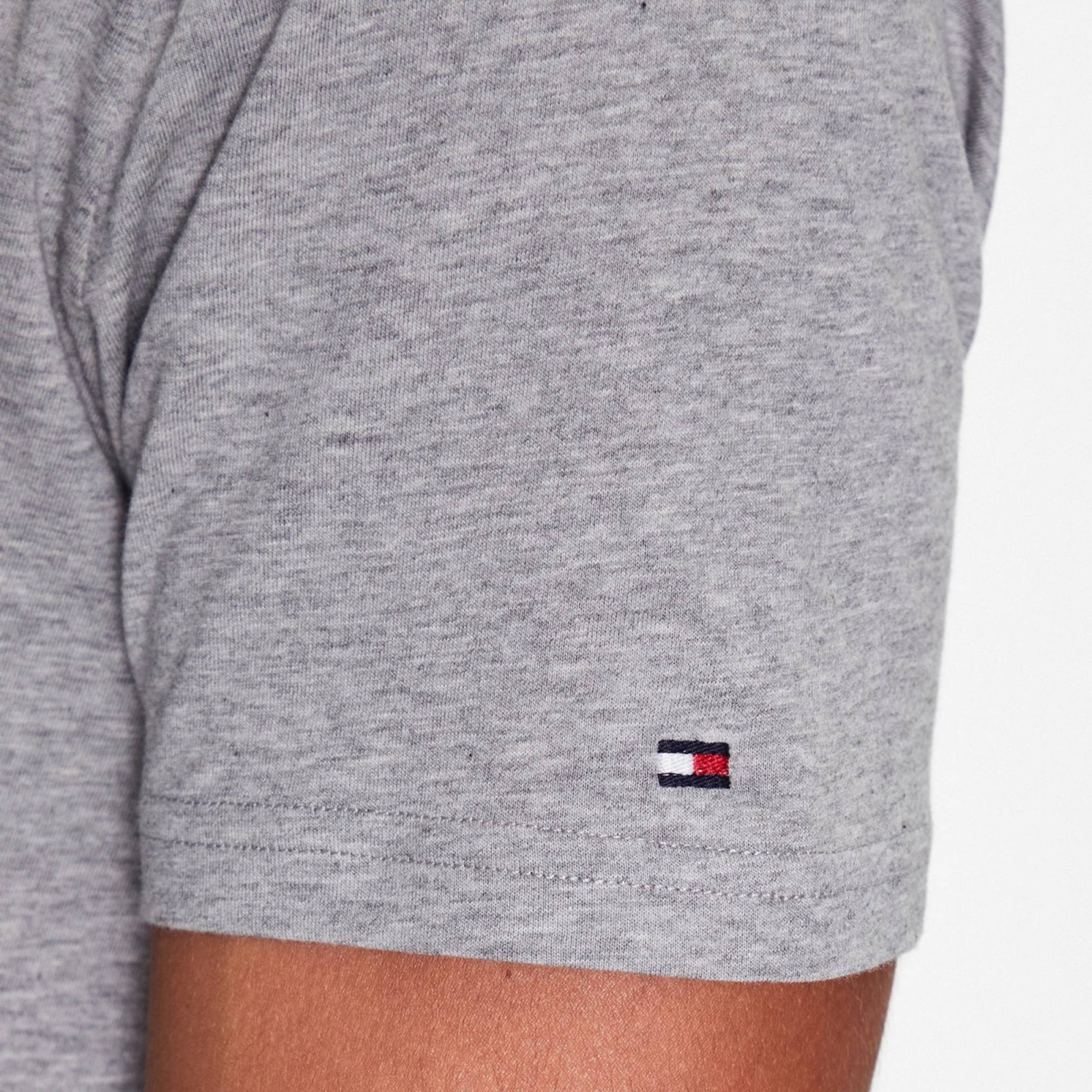 TOMMY TEE LOGO