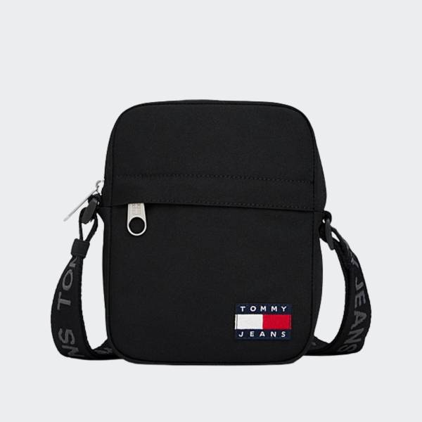 TOMMY JEANS  ESSENTIAL DAILY REPORTER