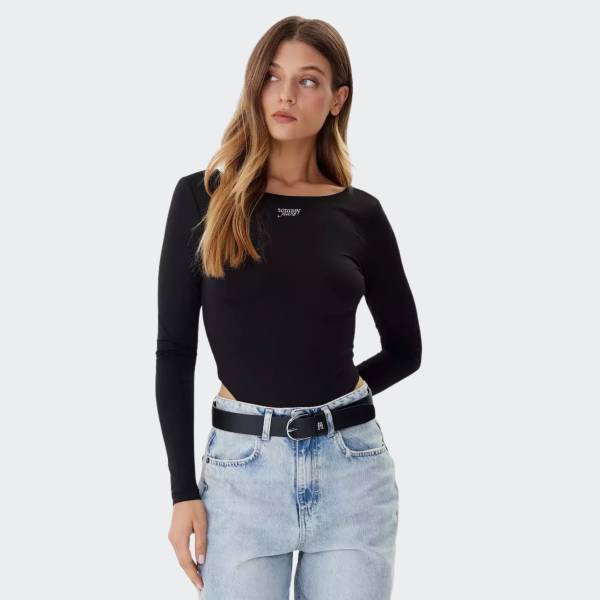 TOMMY JEANS SILVER SCRIPT LONGSLEEVE BODY