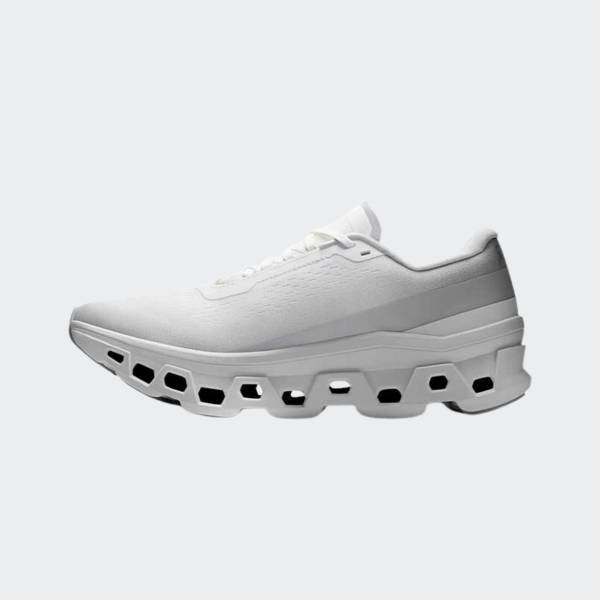 ON CLOUDMONSTER 1