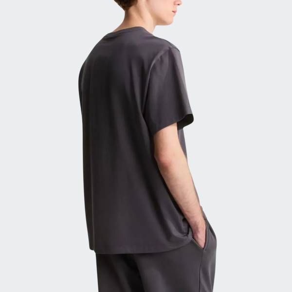 THE NORTH FACE ESSENTIAL CROPPED TEE