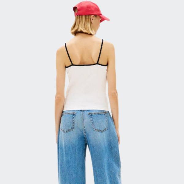 TOMMY JEANS SLIM BADGE STRAPPY TOP