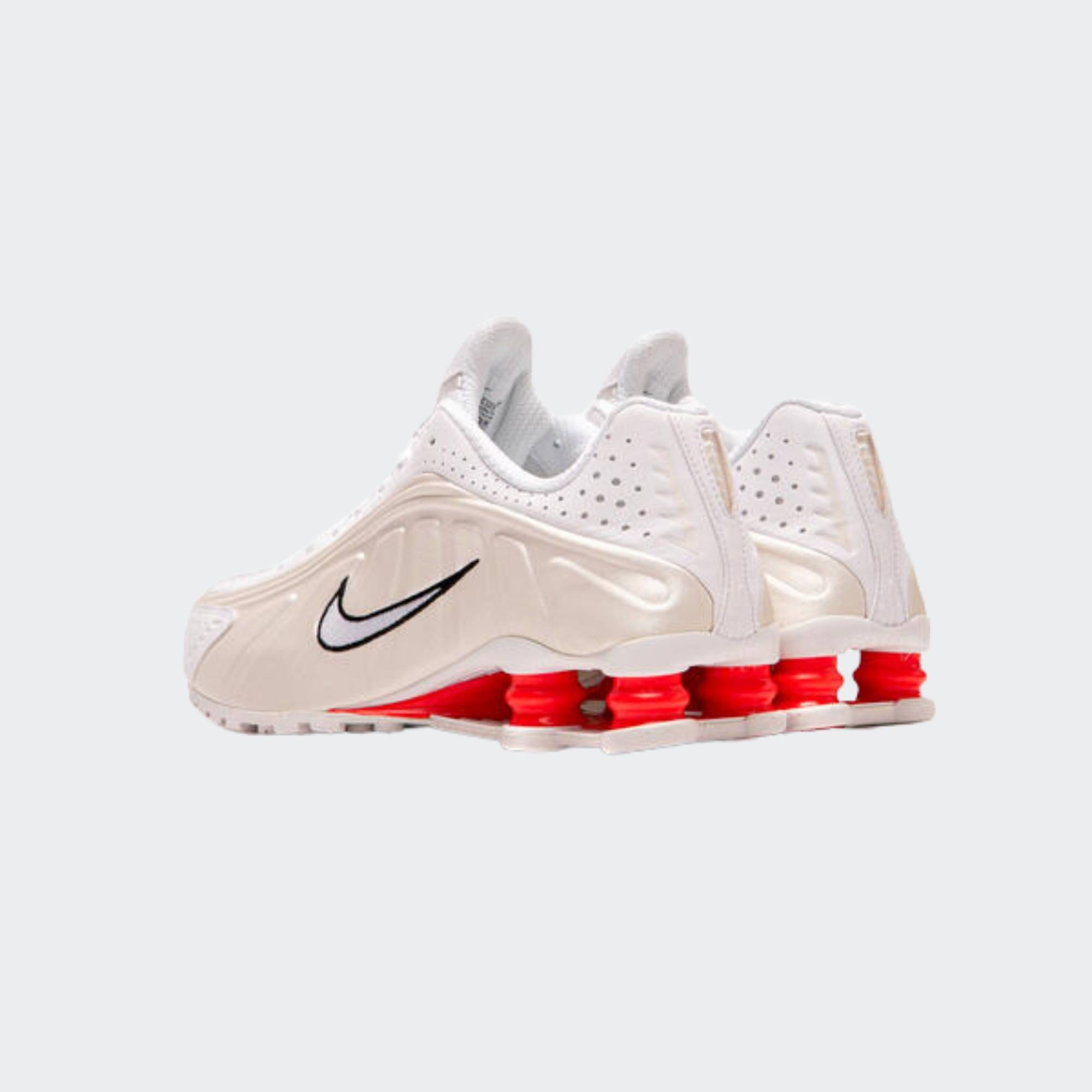 NIKE WOMENS SHOX R4