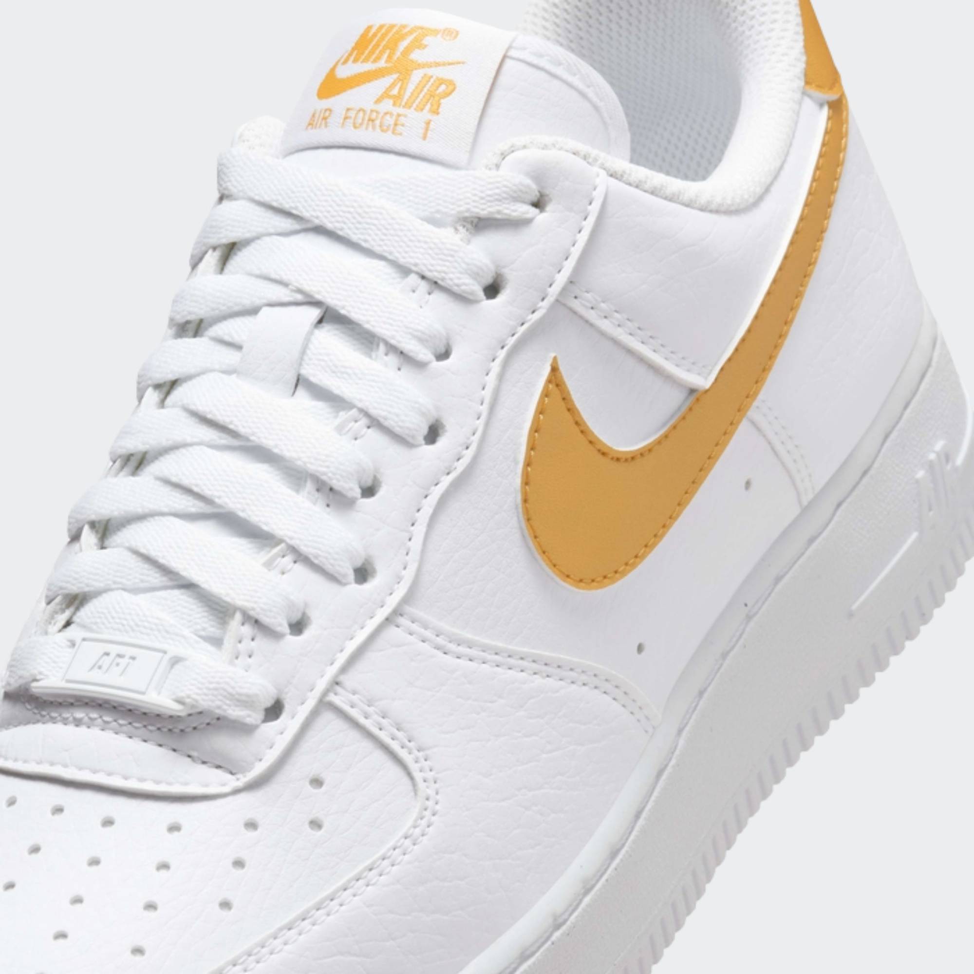 NIKE WOMENS AIR FORCE 1 '07 NEXT NATURE
