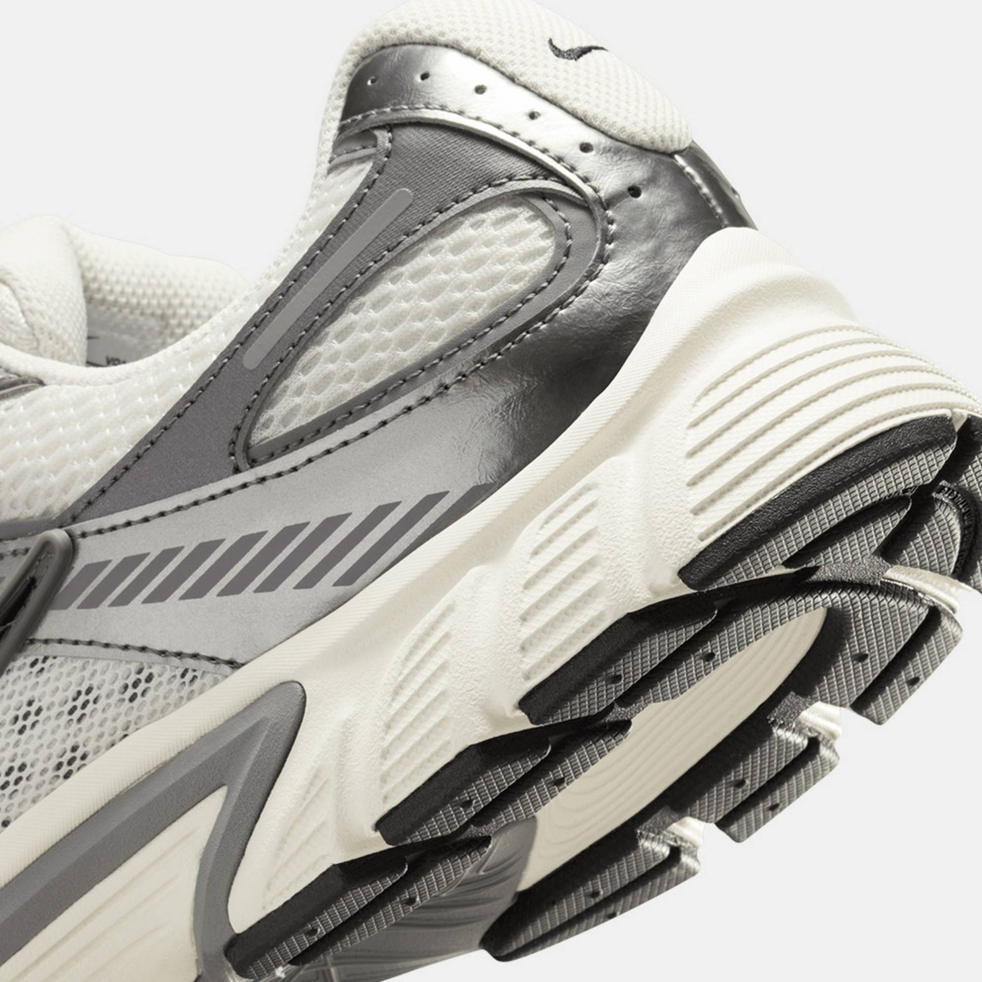 NIKE V5 RNR