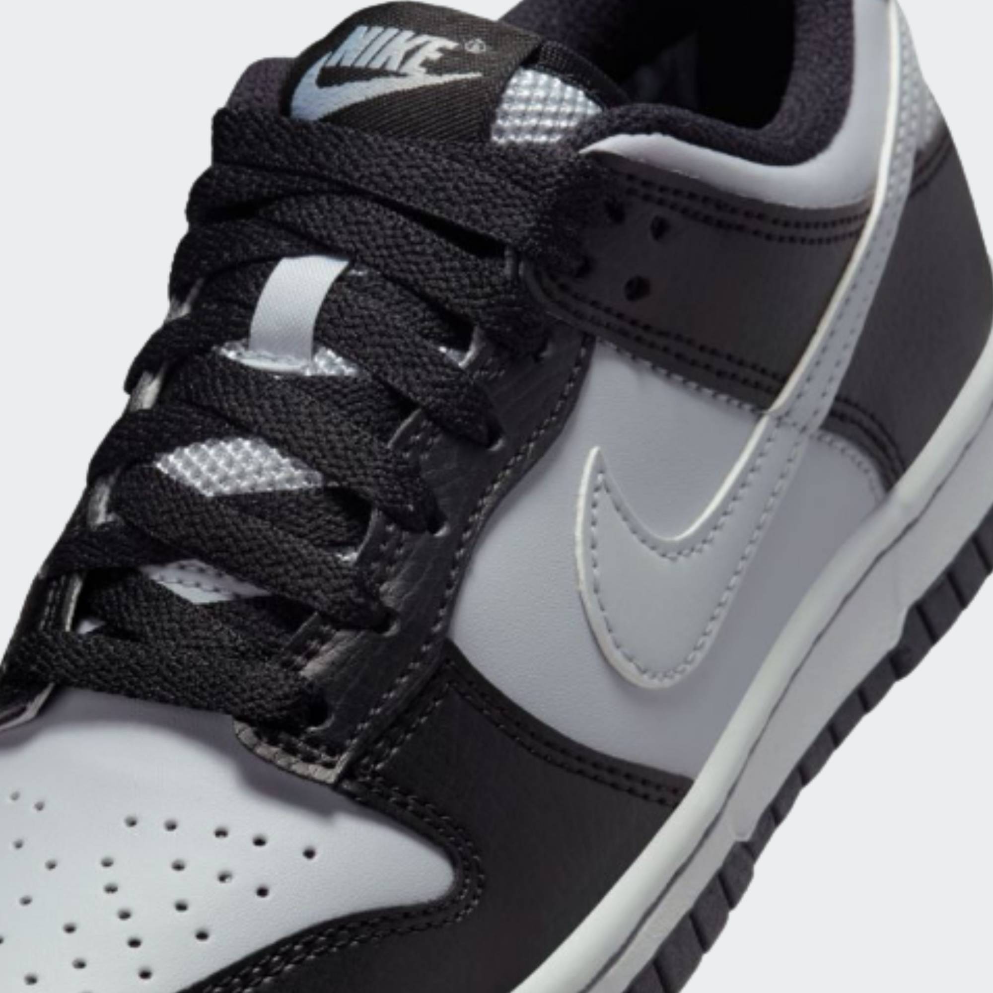 NIKE  DUNK LOW