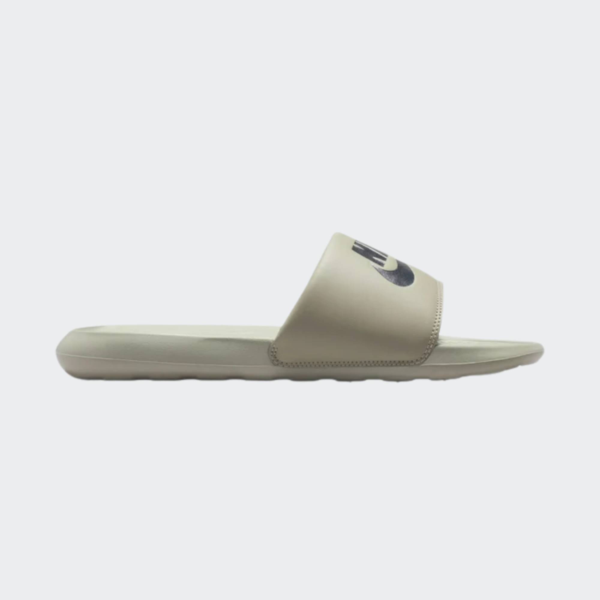 NIKE VICTORI ONE SLIDE