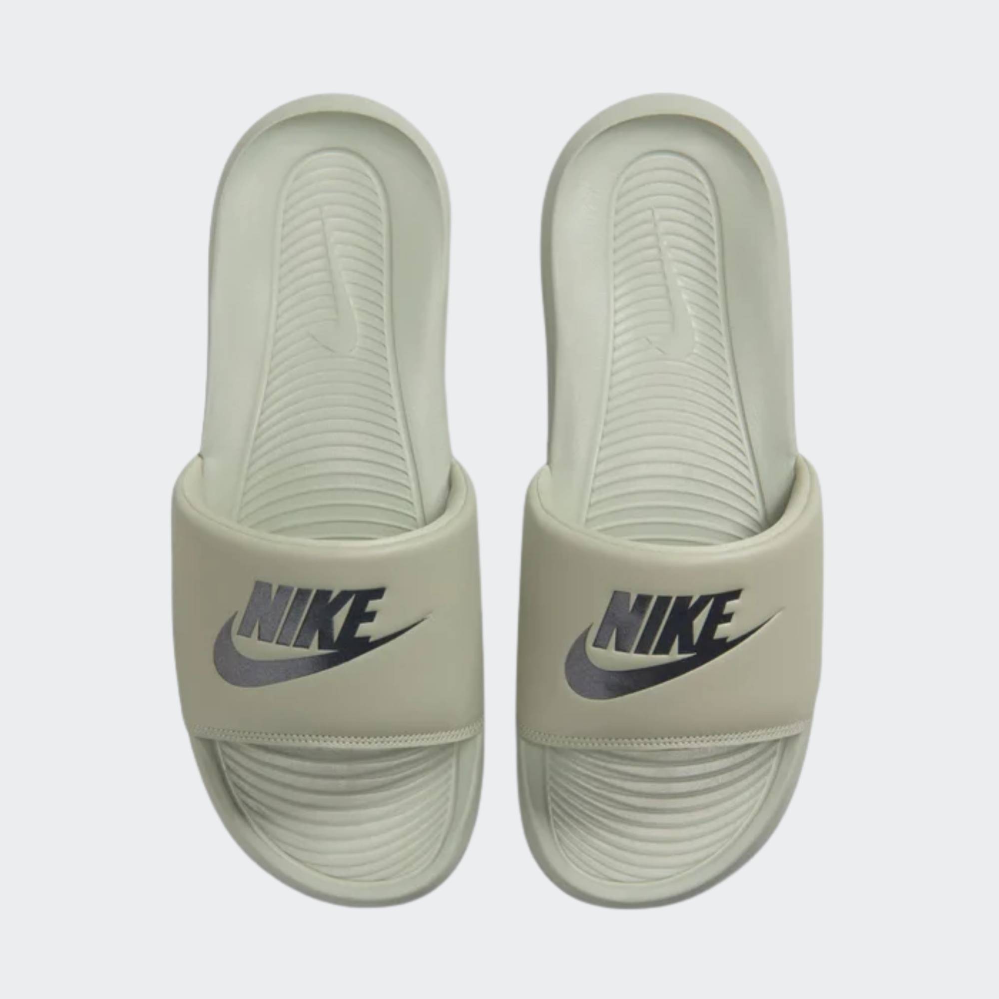 NIKE VICTORI ONE SLIDE