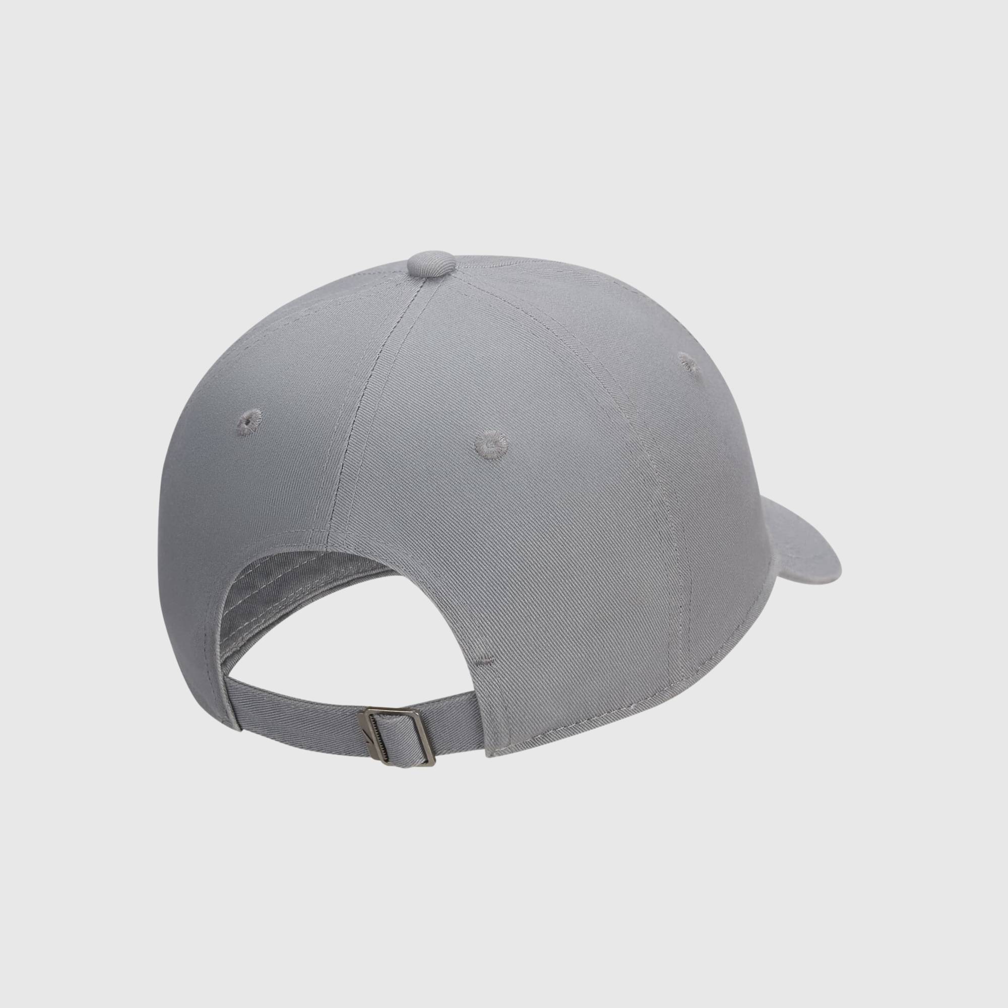 NIKE CLUB UNSTRUCTURED FUTURA WASH CAP
