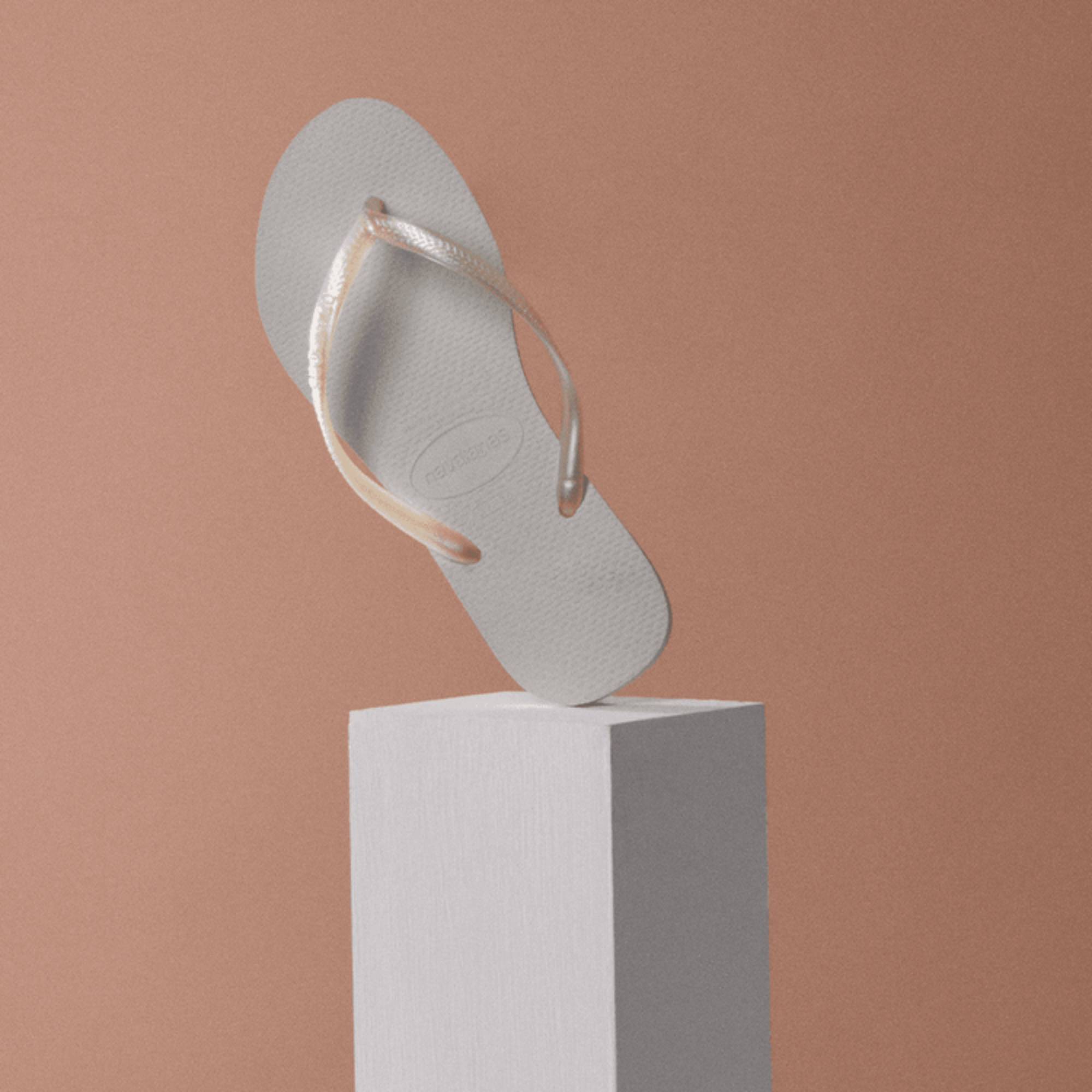 HAVAIANAS SLIM
