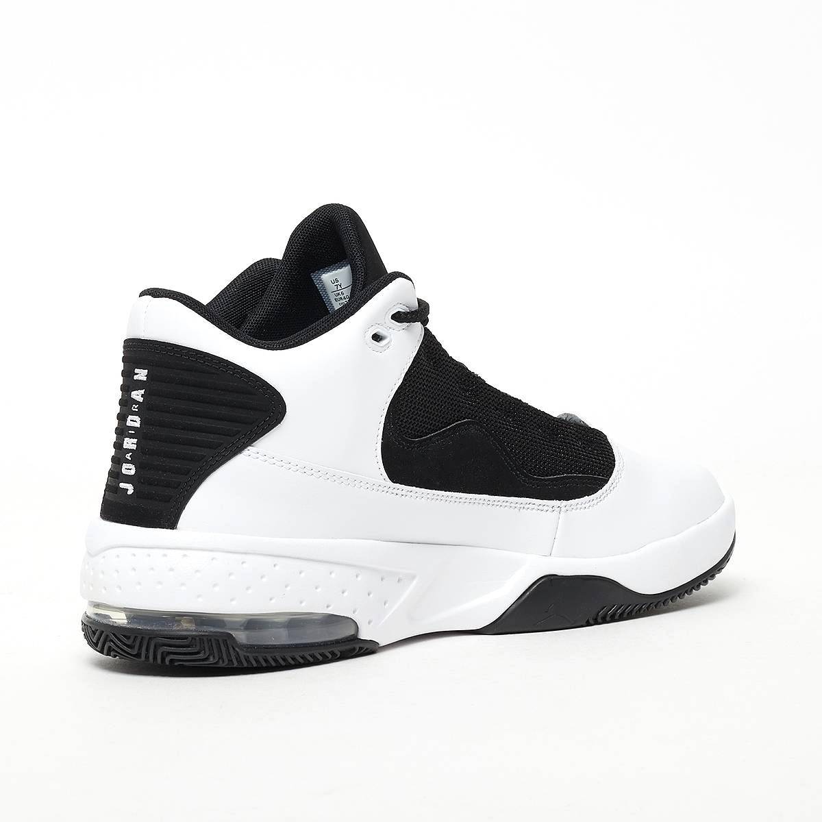 jordan max aura 200