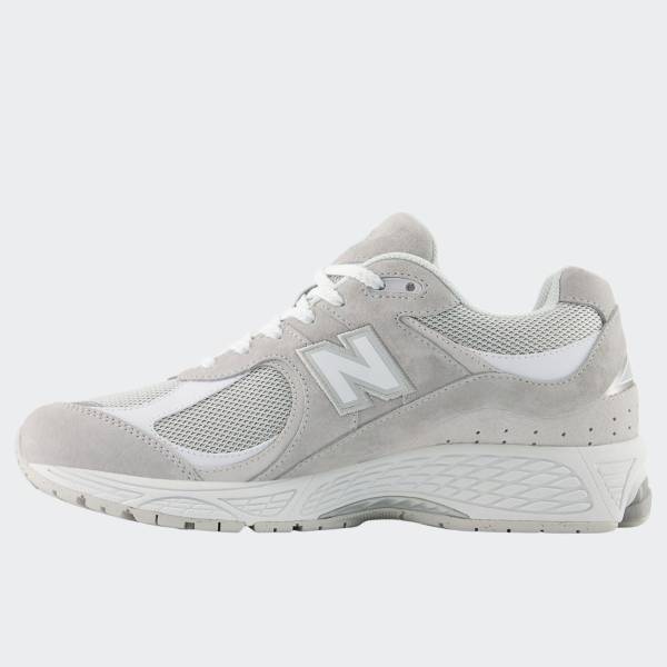 NEW BALANCE 2002R